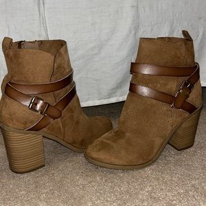 Madden Girl size 7.5 brown, faux leather booties